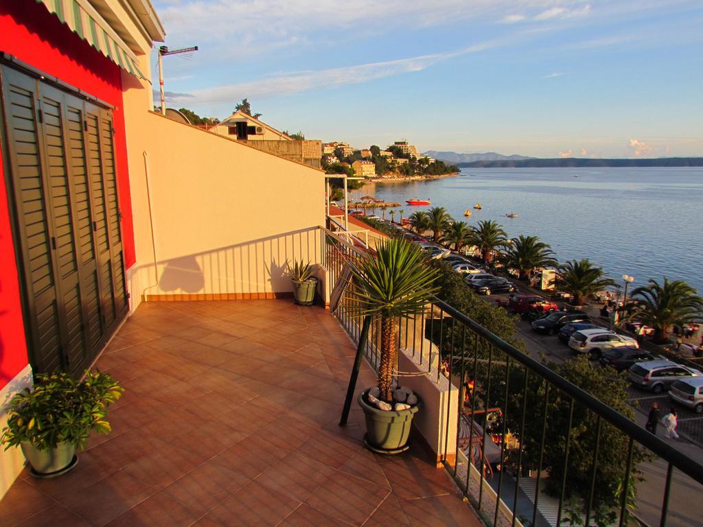 Casa Rosada Hotel Podgora Buitenkant foto