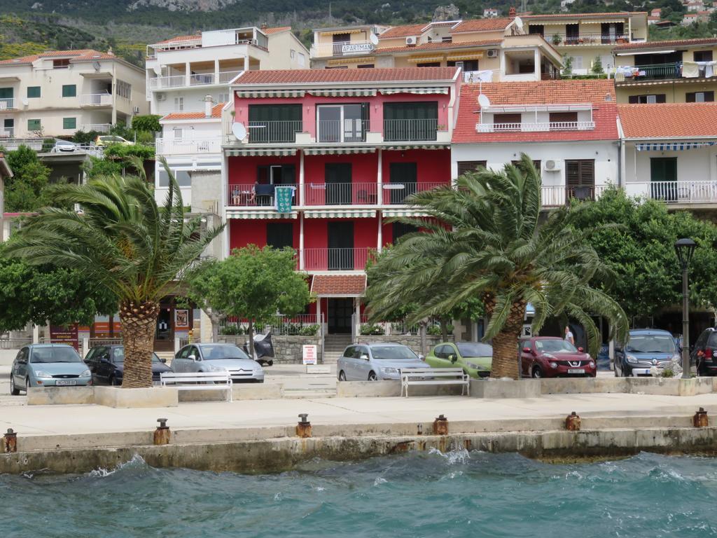 Casa Rosada Hotel Podgora Buitenkant foto